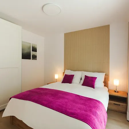 Rest Aparthotel
