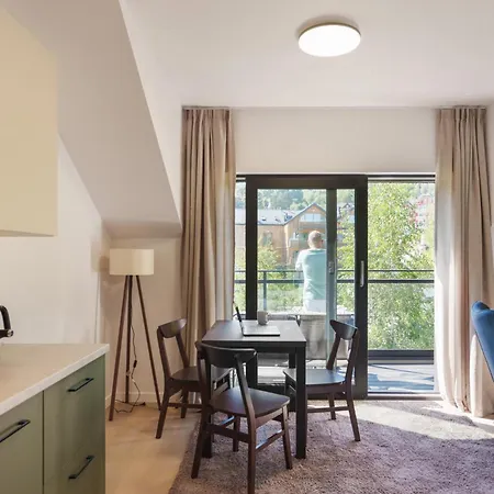 Aparthotel Rest 4*